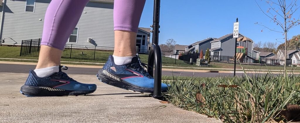 Powerful Edger Lawn Tool – Precision Garden Edging for a Perfectly Manicured Yard 2 Edger Lawn Tool