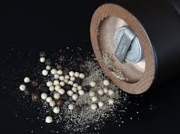 electric salt and pepper grinder